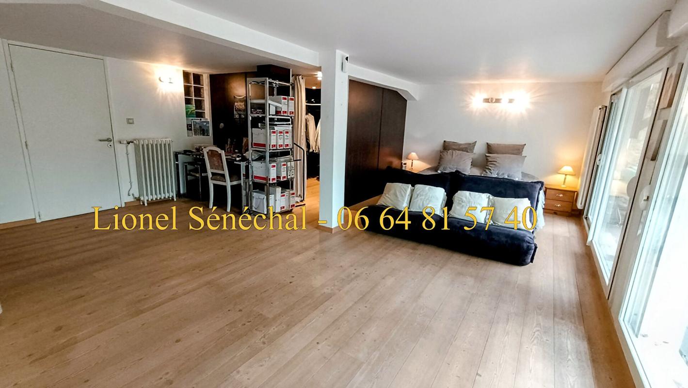 LE MANS Demeure de prestige de 15 pièces de 247 m2 habitables (264 m2 au sol) Quartier Parc de Tessé /  Prémartine / Jardin des plantes  / Jacobins à LE MANS 9