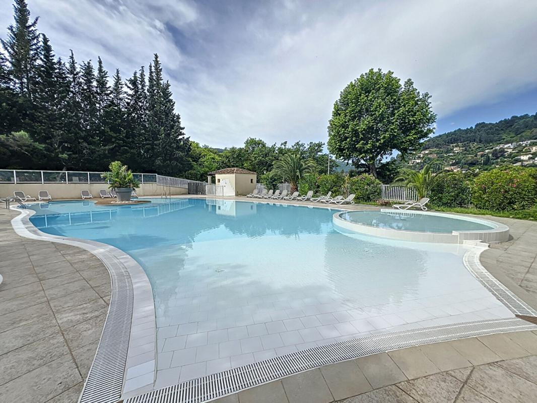 SOLLIES-TOUCAS Solliès-Toucas! Cottage T 3 dans résidence de vacances avec pisicine 10