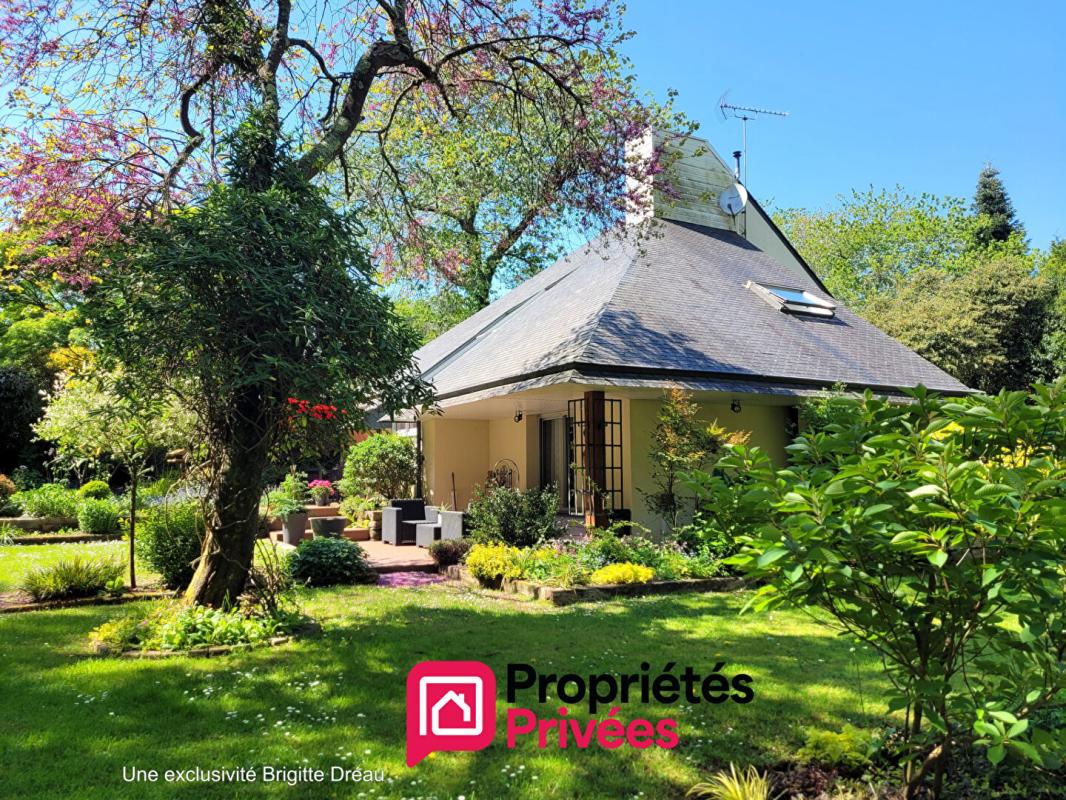 PLEUVEN 29170 PLEUVEN - Maison d'architecte 5 pièce(s) 139 m2 1