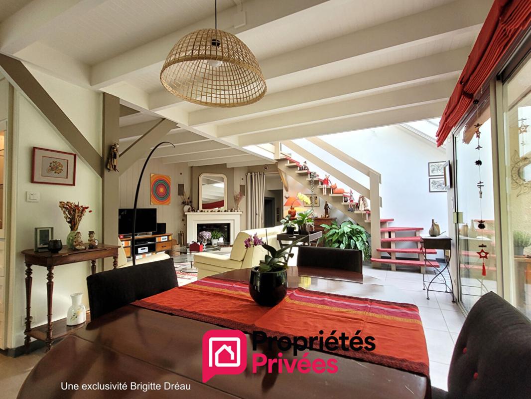 PLEUVEN 29170 PLEUVEN - Maison d'architecte 5 pièce(s) 139 m2 10