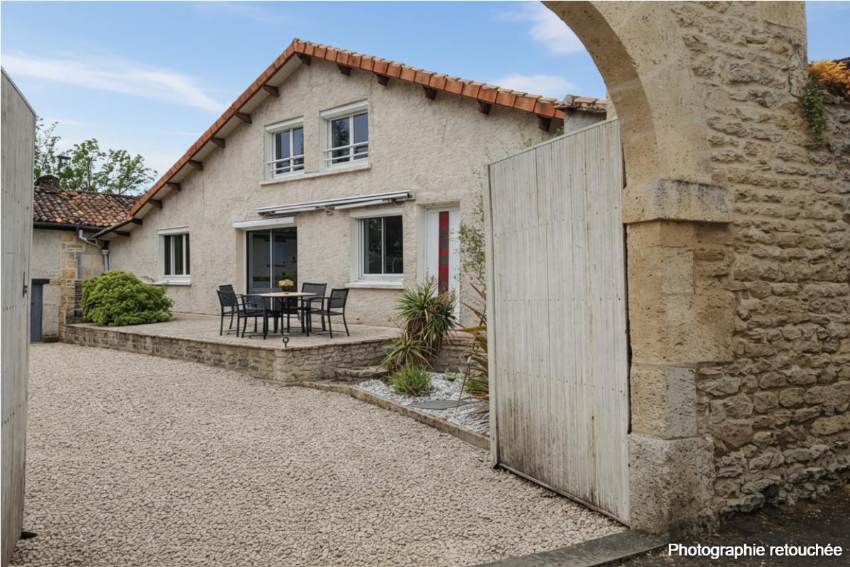 SAINT-GENIS-D'HIERSAC Maison, 121 m², 3 ch, jardin et dépendances à 15 mn d'ANGOULEME 8