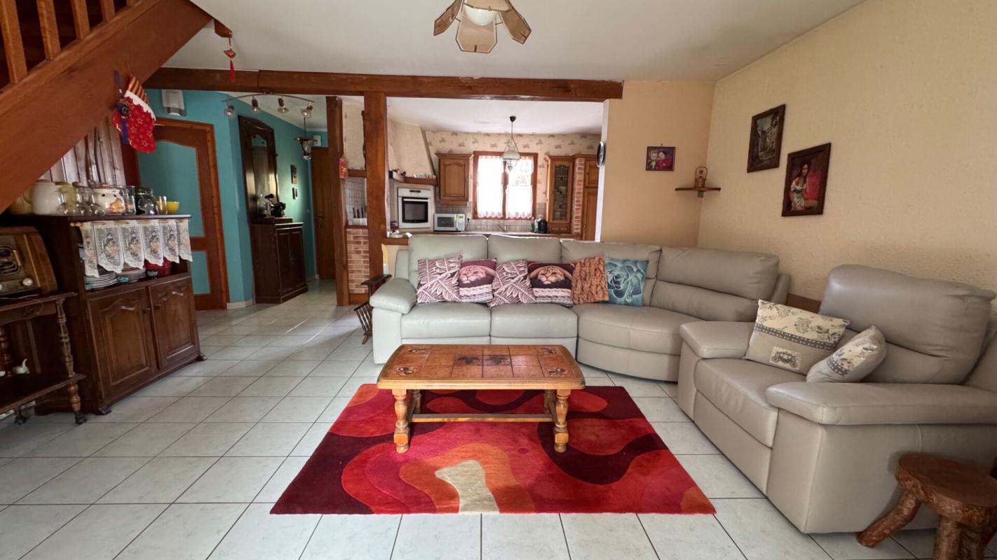 ETALONDES pavillon individuel 123 m2, trois chambres (garage)  proche mer 7