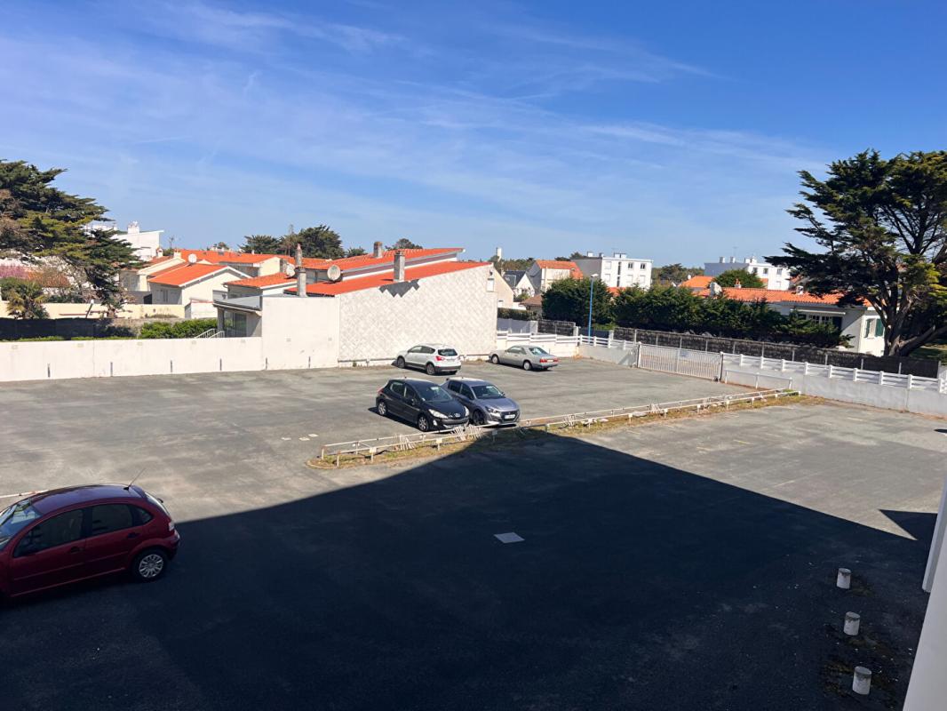 SAINT-HILAIRE-DE-RIEZ Saint Hilaire de Riez-T2 + Alcôve 54m² - VUE MER - 50m Plage des Demoiselles - Parking & Cave 10