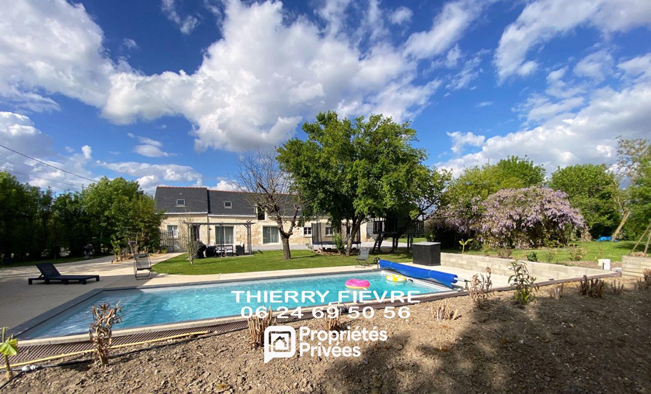 VARENNES-SUR-LOIRE Varennes Sur Loire 49730 - Maison familiale de 145 m2 avec piscine et dépendance 1