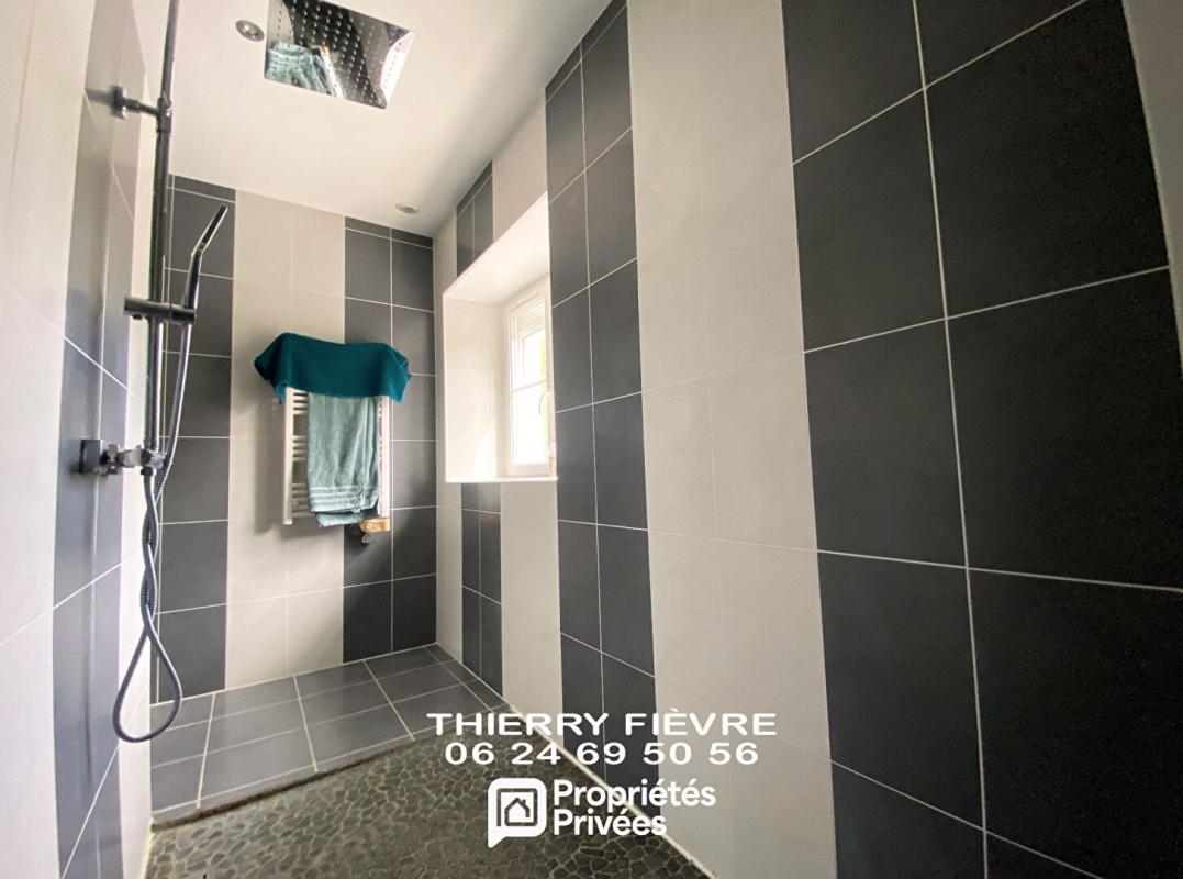 VARENNES-SUR-LOIRE Varennes Sur Loire 49730 - Maison familiale de 145 m2 avec piscine et dépendance 12