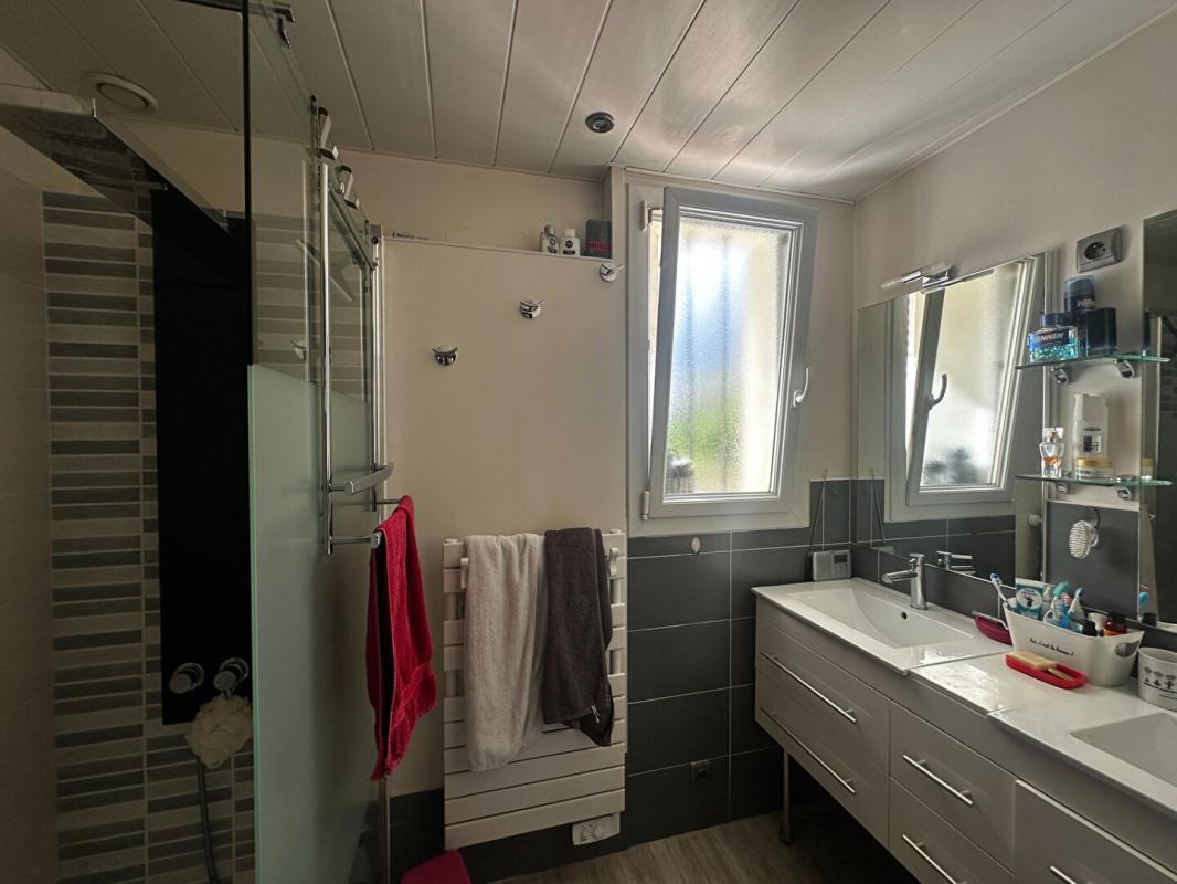 LA MEMBROLLE-SUR-LONGUENEE Maison de 130 m2 - 5 chambres 8