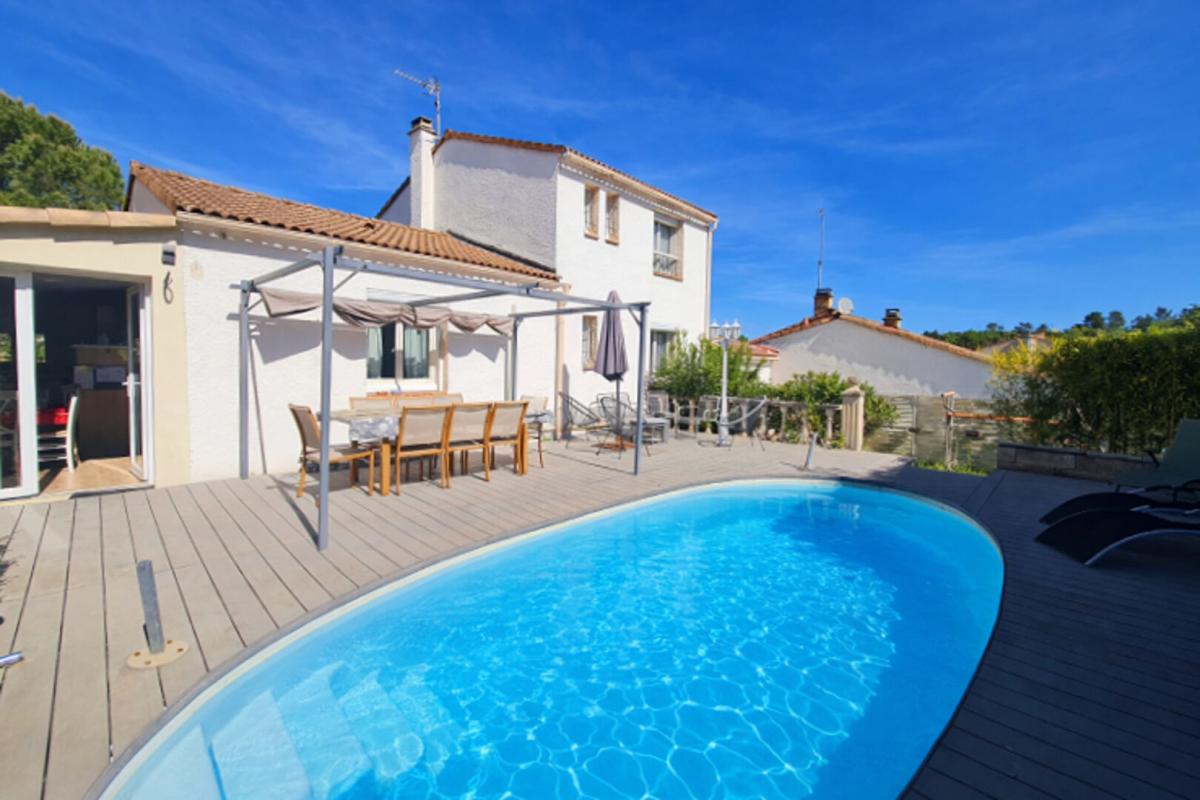 SAINT-MARTIN-DE-VALGALGUES Villa 4 chambres avec piscine, proche commerces 15