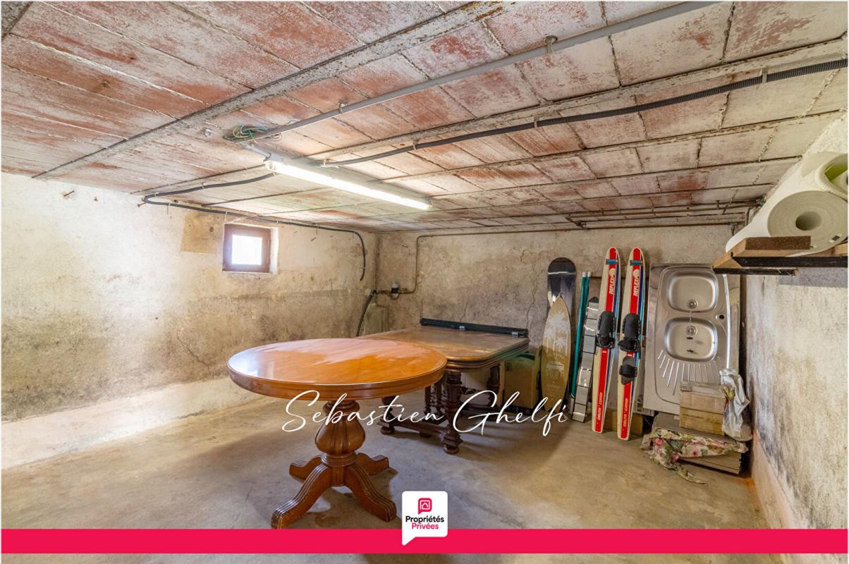 ROMORANTIN-LANTHENAY Maison à rénover avec studio indépendant habitable 9