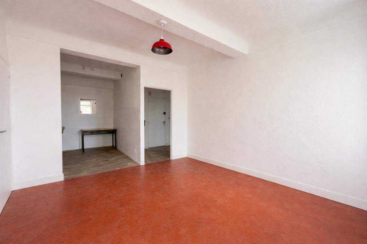 FREJUS Appartement 3 pièces avec balcon filant 3