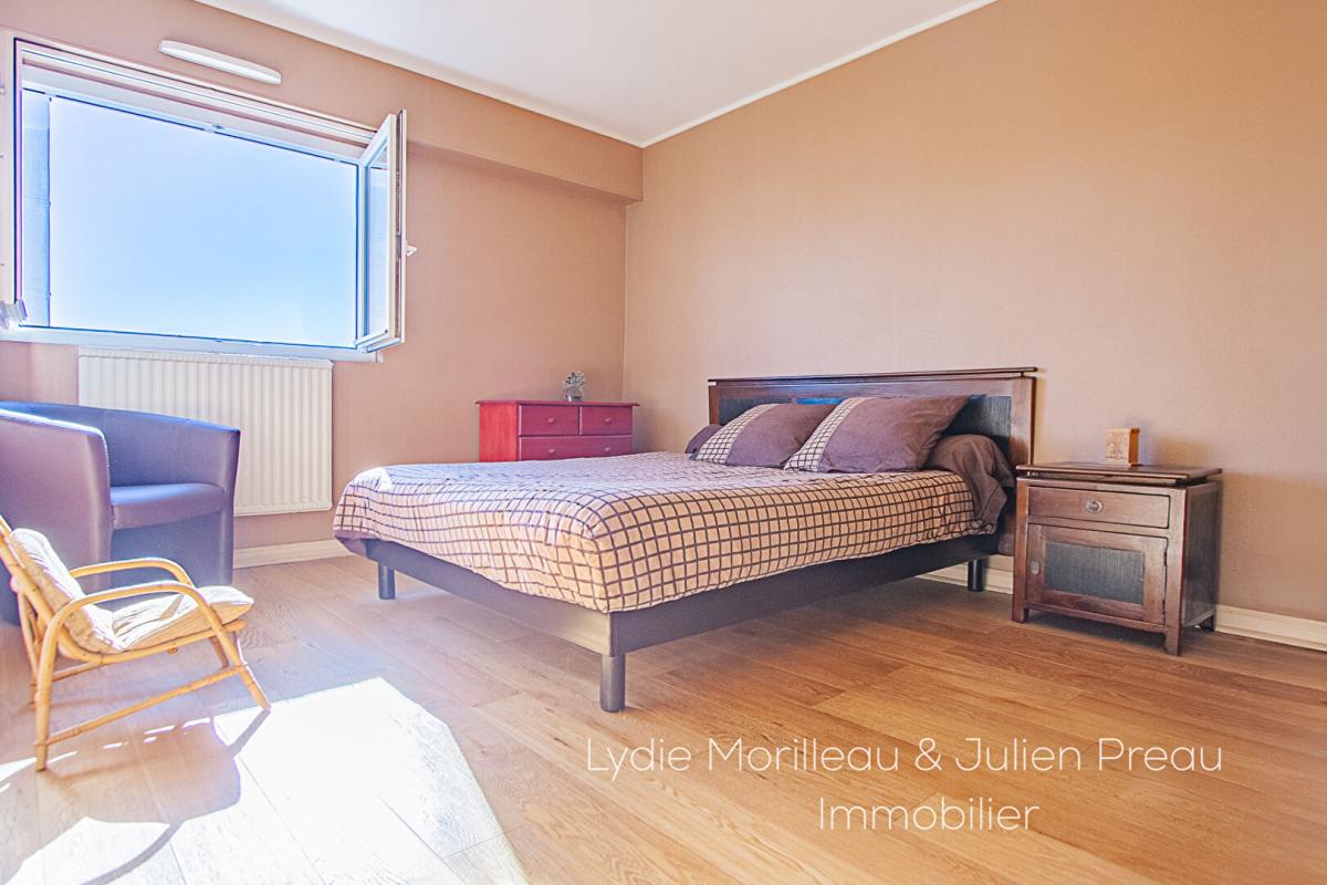 REZE Appartement Rezé (4 pièces) 81m2 11