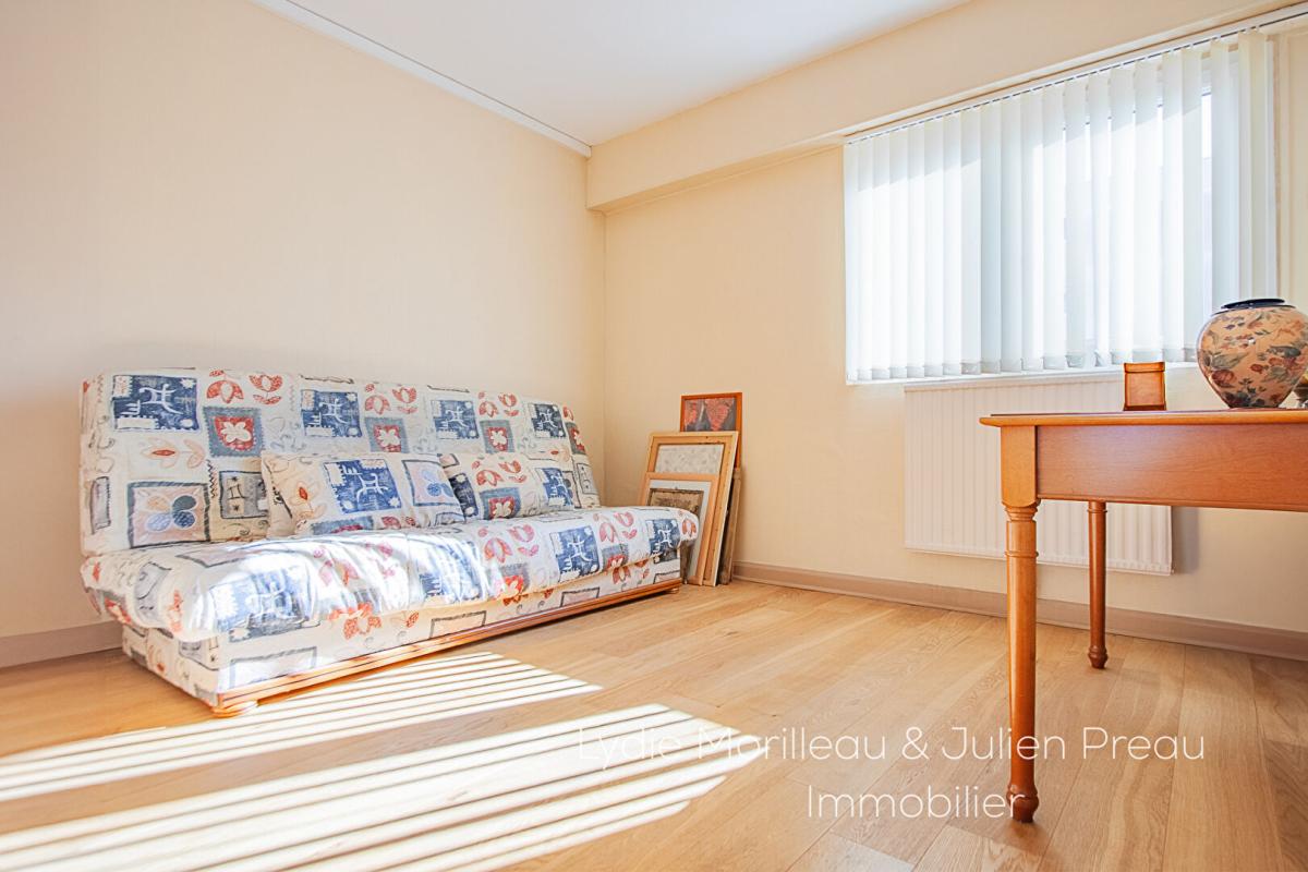 REZE Appartement Rezé (4 pièces) 81m2 8