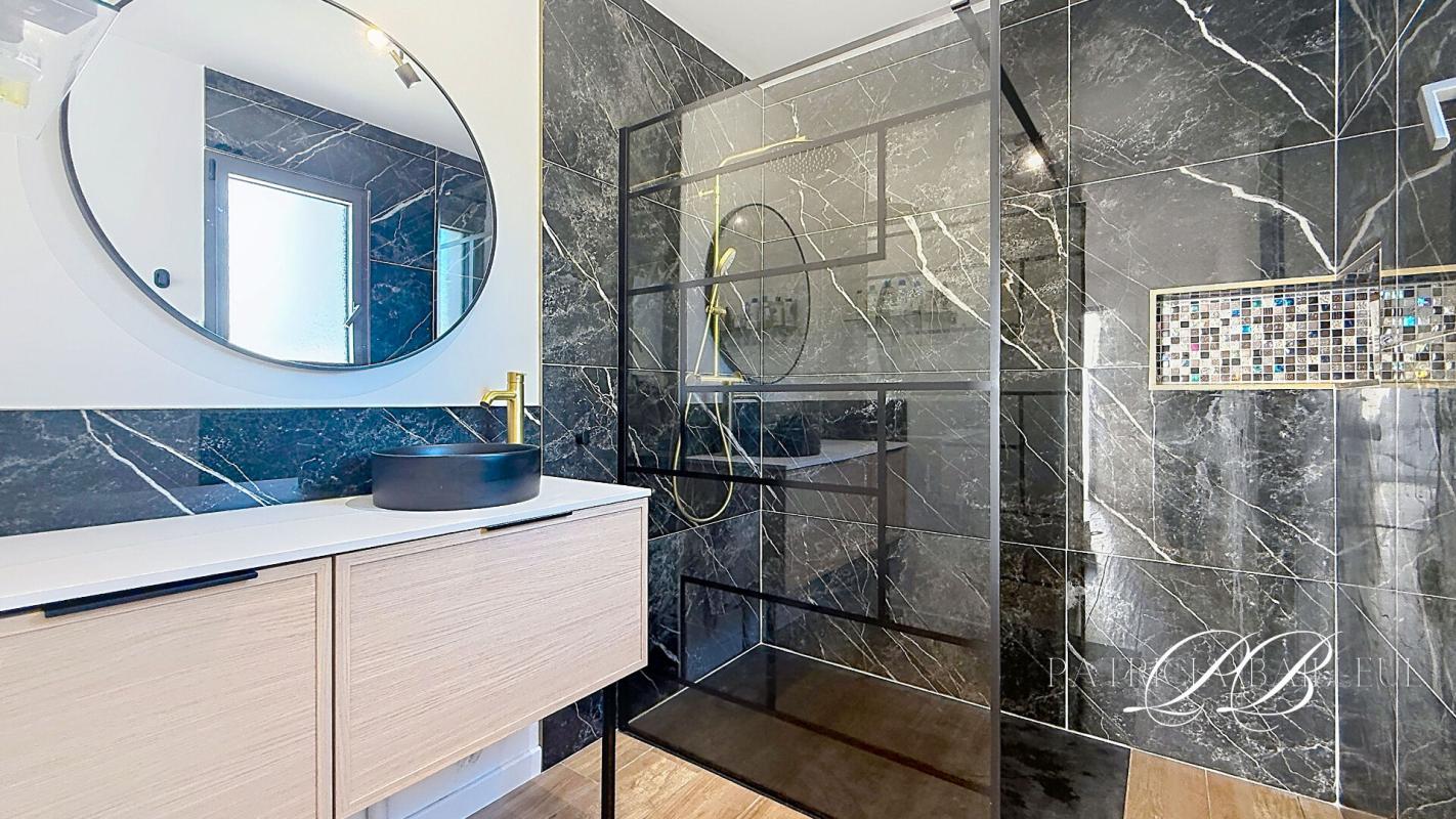 SAINT-FELIU-D'AVALL Villa contemporaine de 280m²  à Saint-Feliu d'avall 13