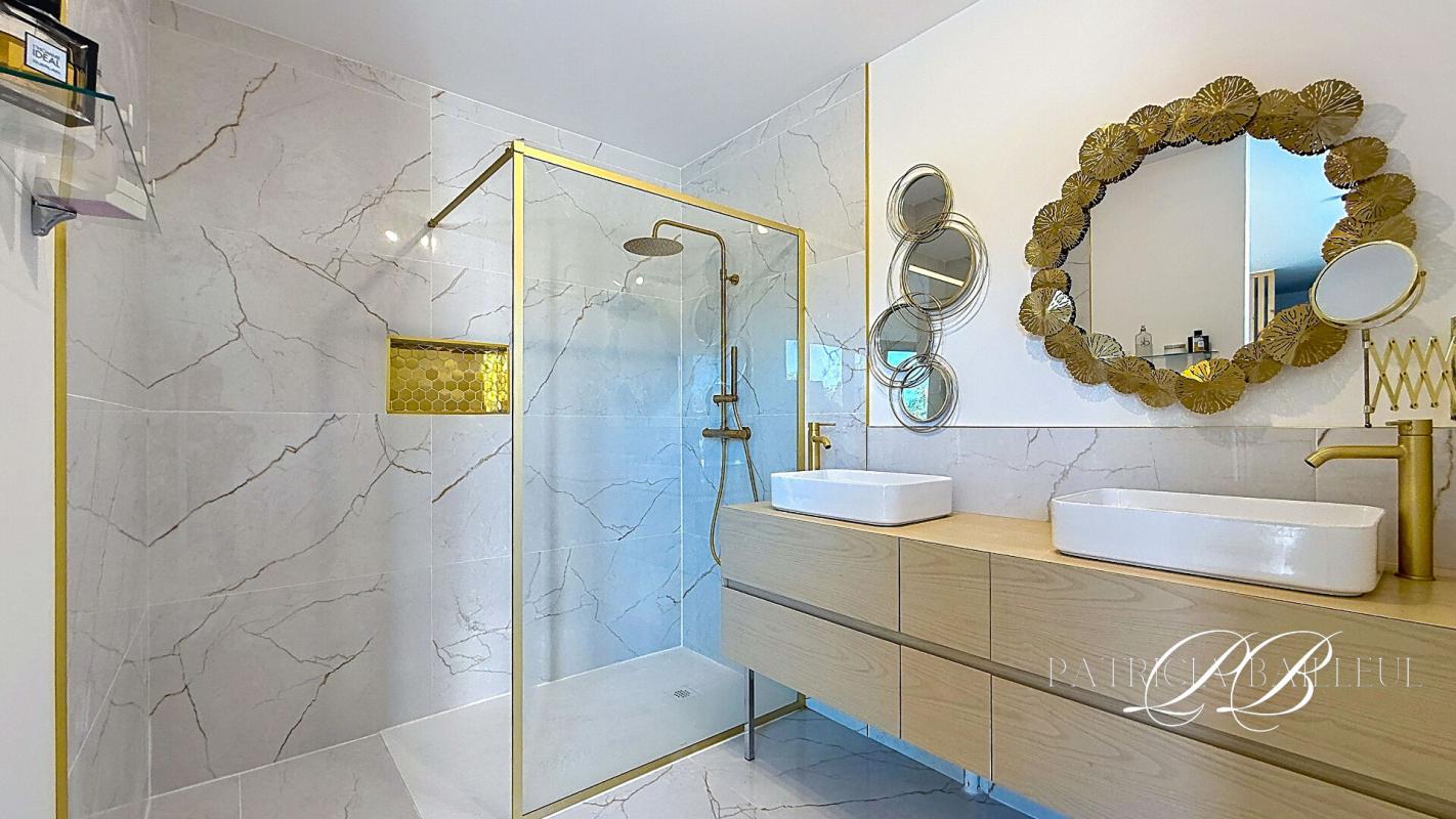 SAINT-FELIU-D'AVALL Villa contemporaine de 280m²  à Saint-Feliu d'avall 15