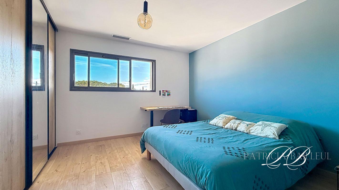 SAINT-FELIU-D'AVALL Villa contemporaine de 280m²  à Saint-Feliu d'avall 18