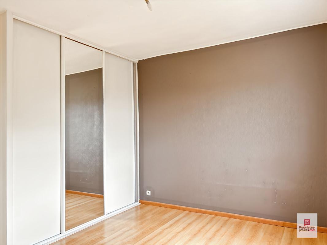 PRECIGNE Maison Precigne 8 pièce(s) 125.67 m2 11