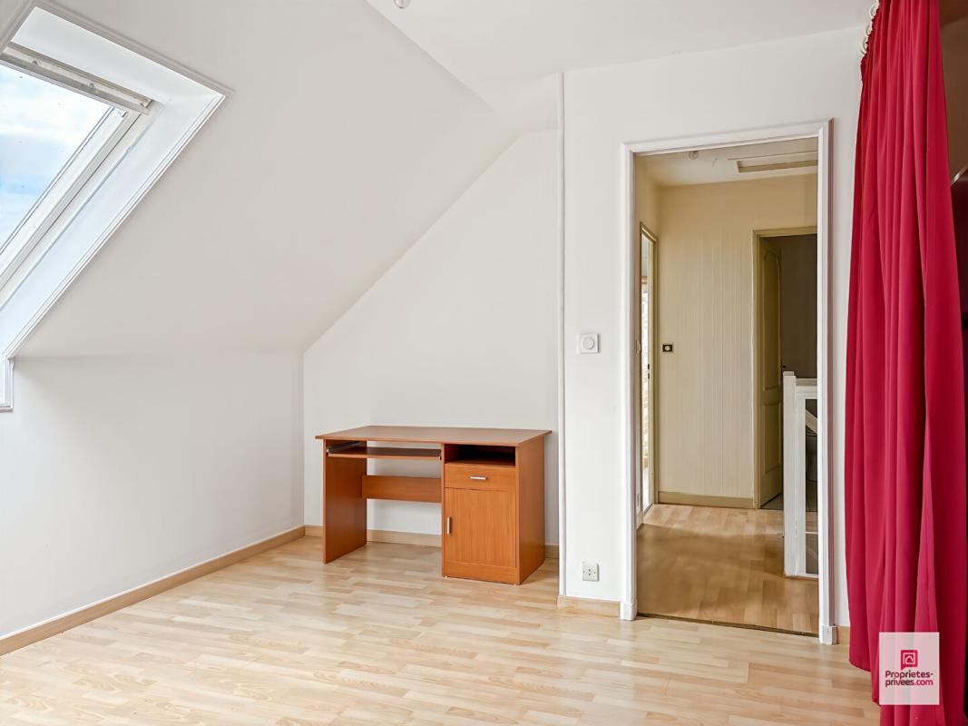 PRECIGNE Maison Precigne 8 pièce(s) 125.67 m2 13