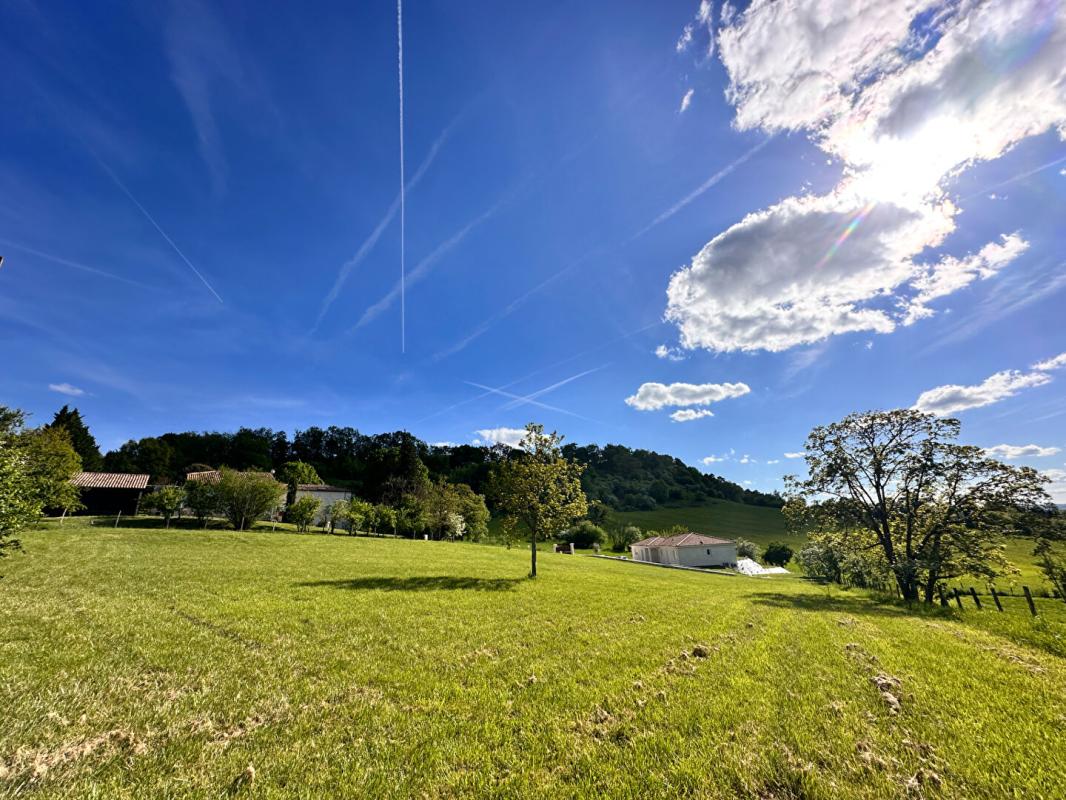 BON-ENCONTRE Terrain 1