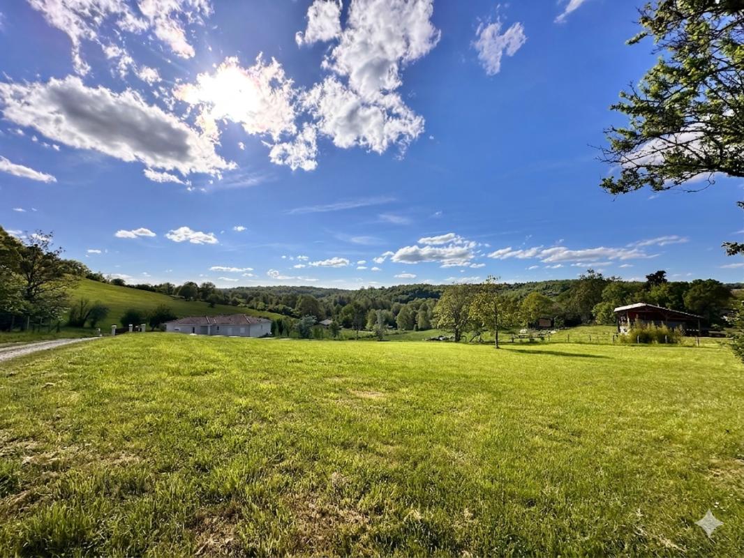 BON-ENCONTRE Terrain 4