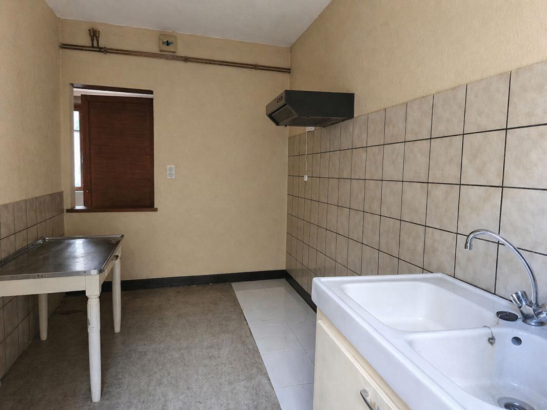 AYDAT Maison à Aydat - Rouillas Bas - 120 m2 - Fort potentiel ! 4