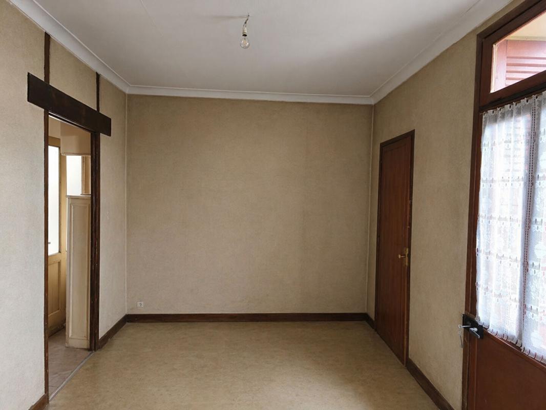 AYDAT Maison à Aydat - Rouillas Bas - 120 m2 - Fort potentiel ! 5