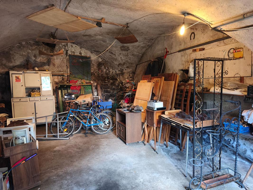 AYDAT Maison à Aydat - Rouillas Bas - 120 m2 - Fort potentiel ! 7