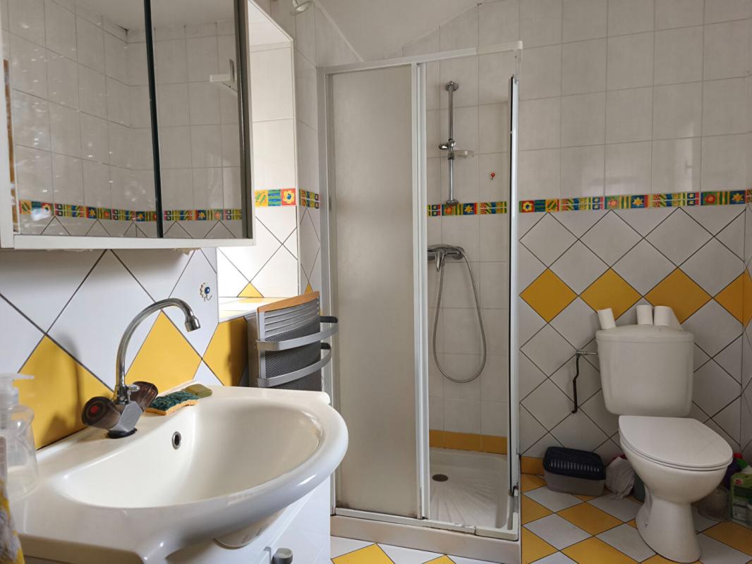 AYDAT Maison à Aydat - Rouillas Bas - 120 m2 - Fort potentiel ! 8