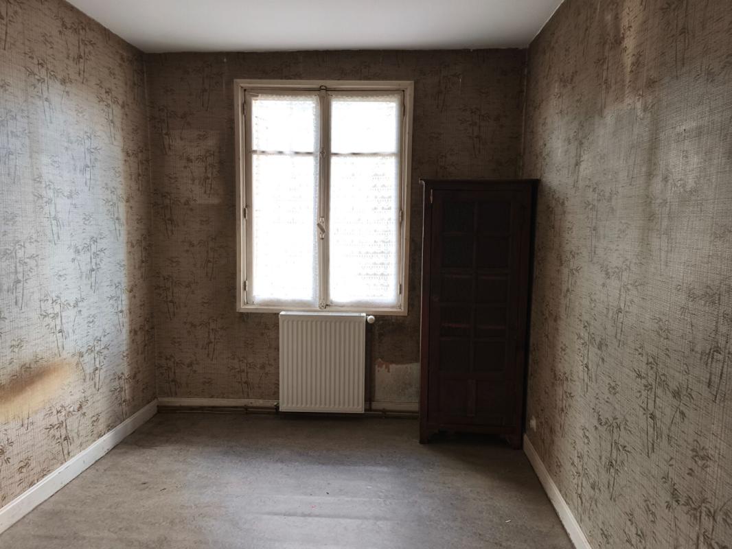 AYDAT Maison à Aydat - Rouillas Bas - 120 m2 - Fort potentiel ! 9