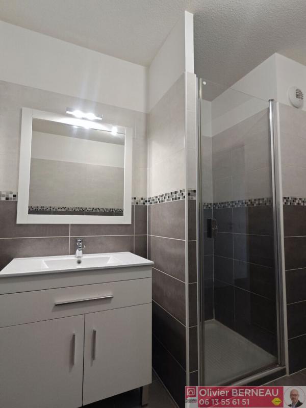 BASSUSSARRY Appartement Bassussarry 2 pièce(s) 46 m2 avec balcon + parking 6