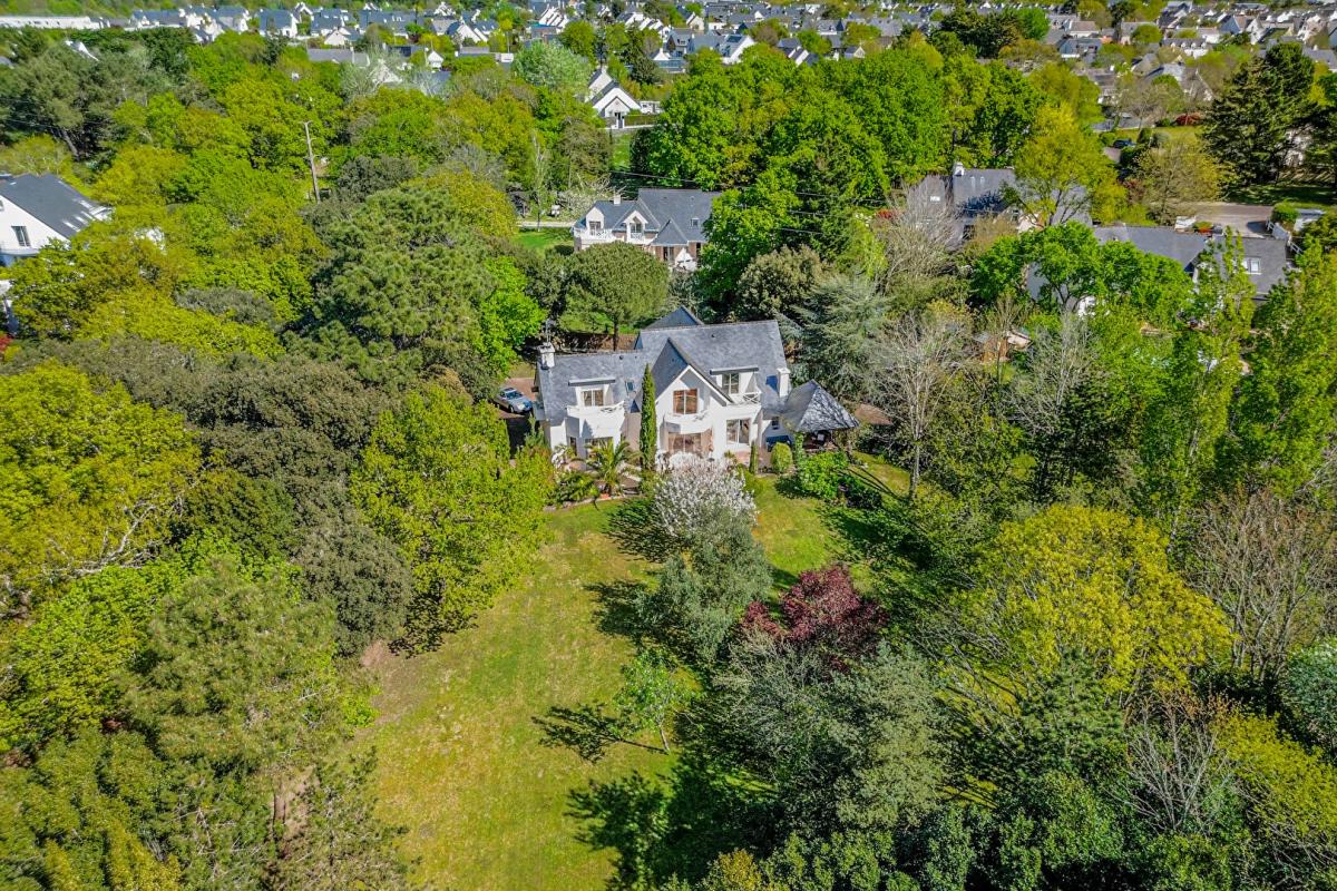 GUERANDE Maison Guerande 9 pièce(s) 207 m2 17