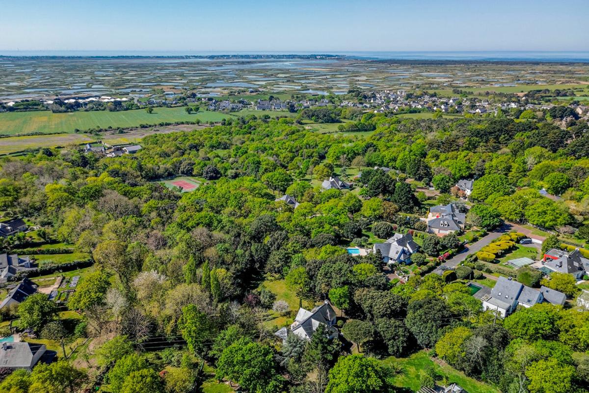 GUERANDE Maison Guerande 9 pièce(s) 207 m2 18