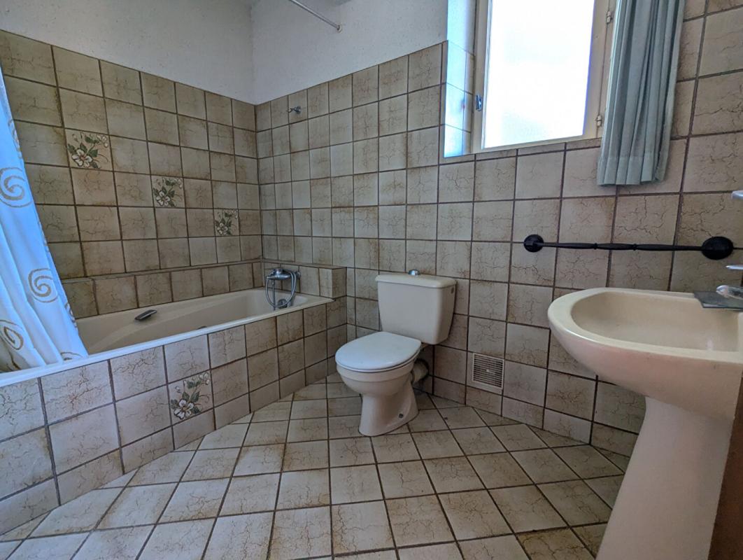 CAMPBON Maison  7 pièce(s) 148 m2 9