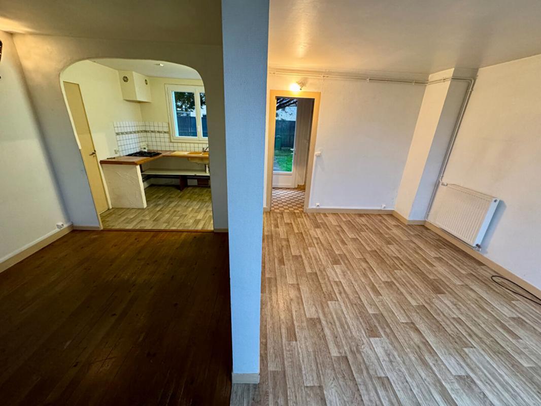 SAINTES Maison T3 Saintes jardin parking garage 4