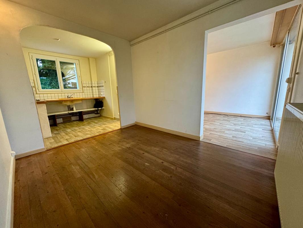 SAINTES Maison T3 Saintes jardin parking garage 5