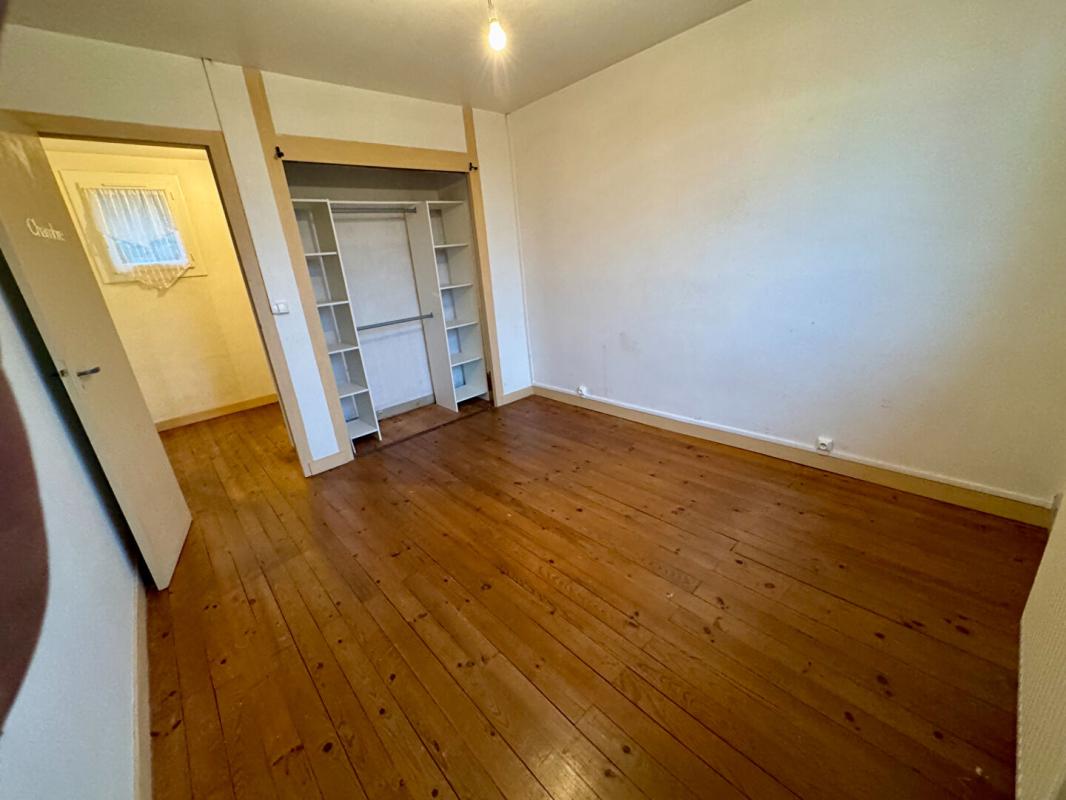 SAINTES Maison T3 Saintes jardin parking garage 7