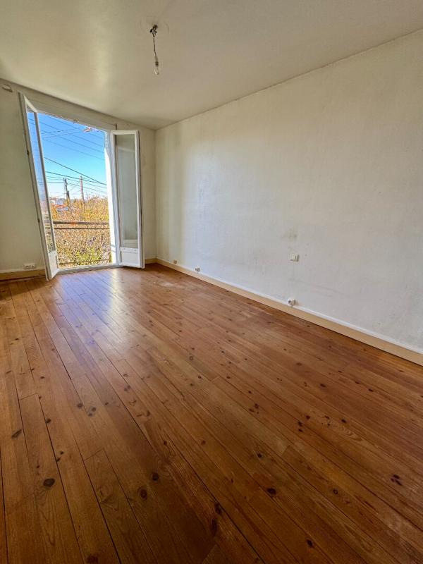 SAINTES Maison T3 Saintes jardin parking garage 8