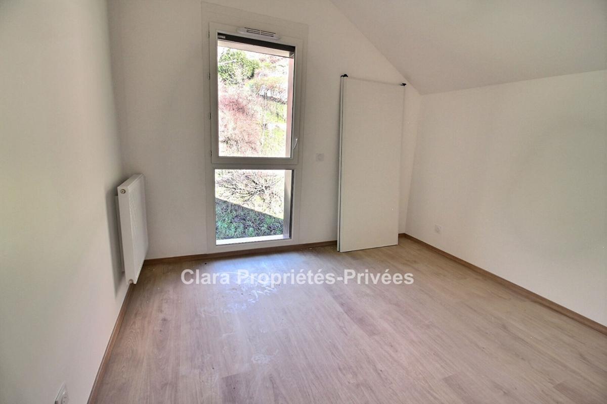 QUEIGE Appartement 4 pièces dans la résidence Les Agathines 9