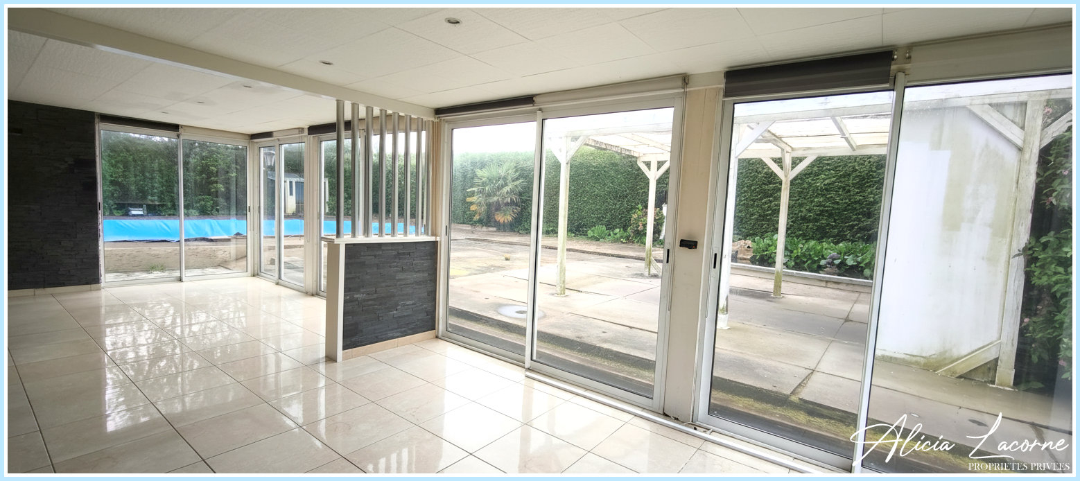 SAINT-SAUVEUR-D'EMALLEVILLE Maison St Sauveur D Emalleville 10 pièce(s) 295 m2 5