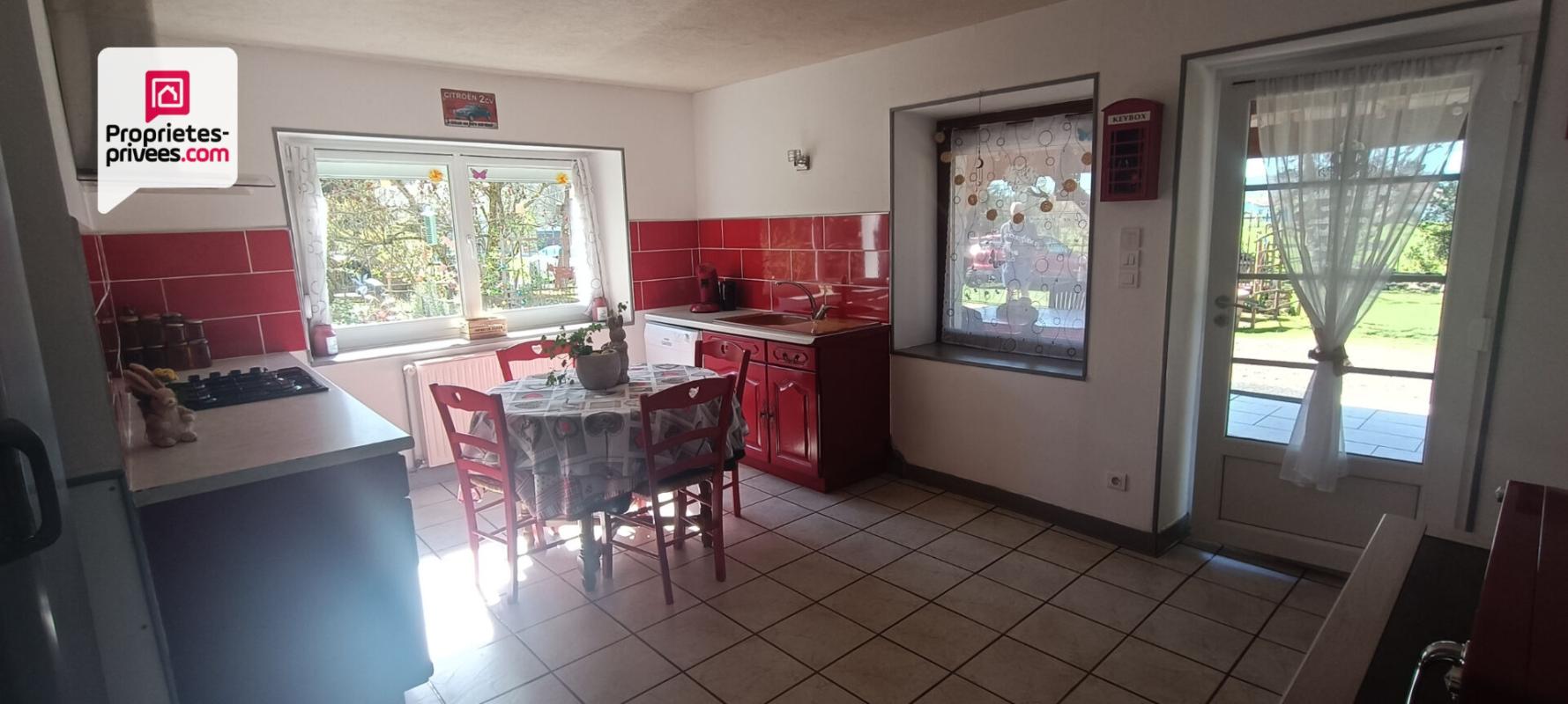 LA CHAPELLE-LES-LUXEUIL Maison au vert,  138m2 8