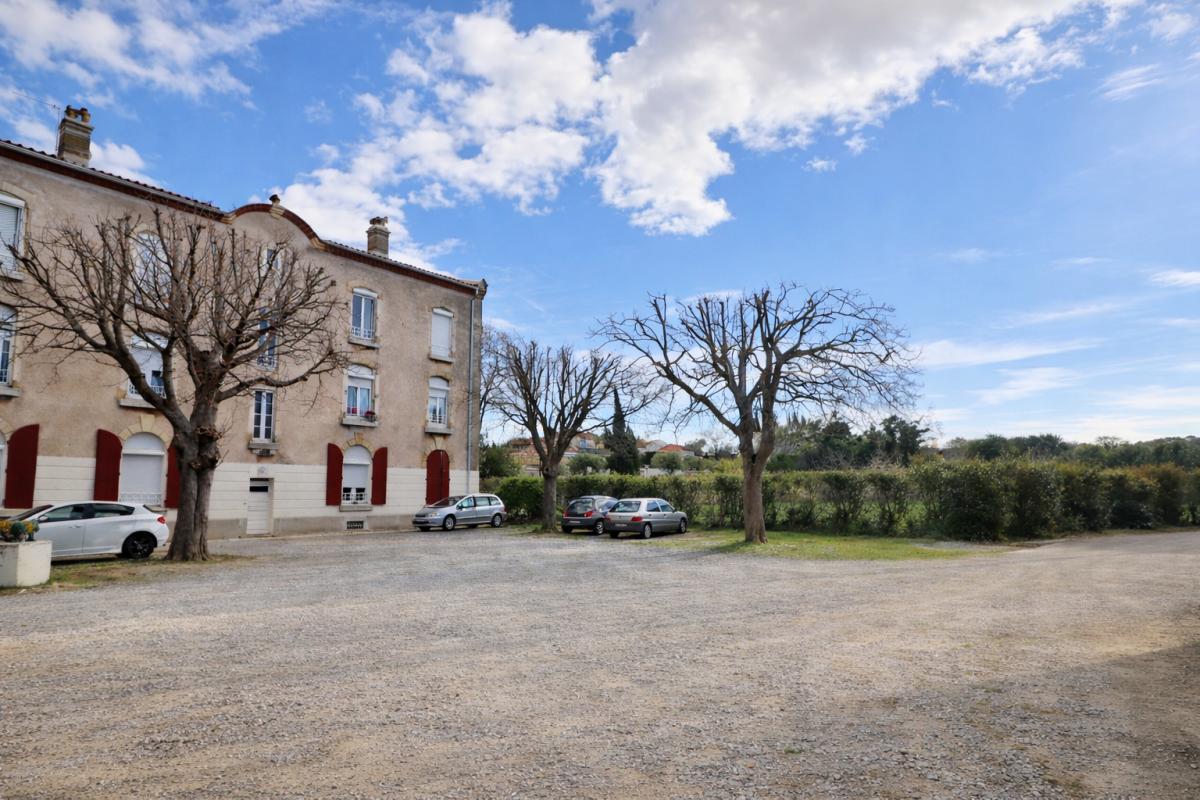 GINESTAS Appartement + Combles Ginestas 10