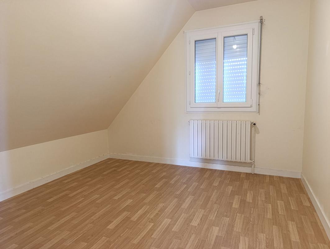 PONTIVY Maison Pontivy familiale proche centre-ville 14