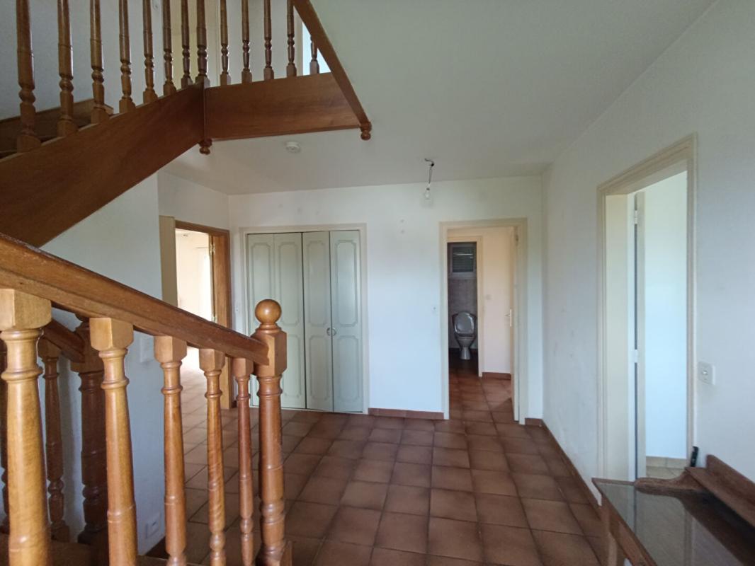 PONTIVY Maison Pontivy familiale proche centre-ville 3