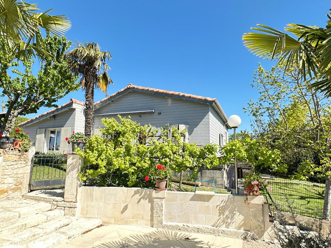 CHENAC-SAINT-SEURIN-D'UZET Maison  4 pièce(s) 90 m2 vue Estuaire 180 ° 1