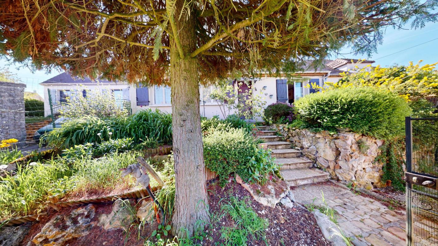 CHOISY-EN-BRIE Maison de plain pied 160 m2 Choisy En Brie 7 pièce(s) 226 500 1