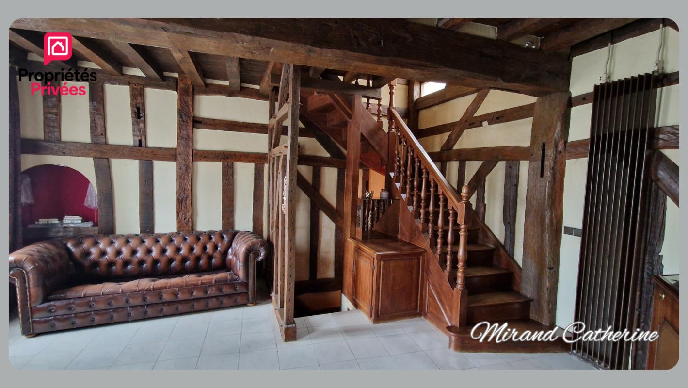 TROYES Ensemble immobilier à Troyes -12 pièces 260 m2 10