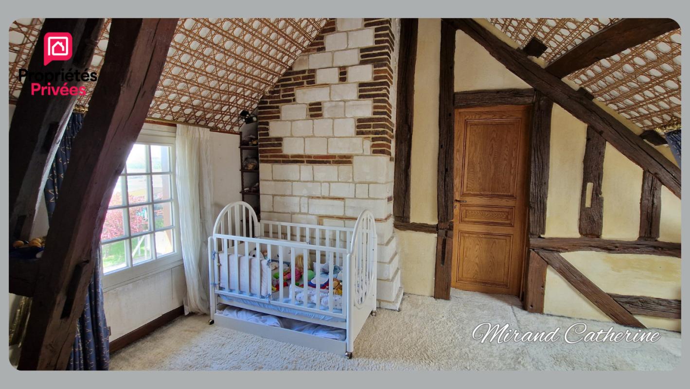 TROYES Ensemble immobilier à Troyes -12 pièces 260 m2 16