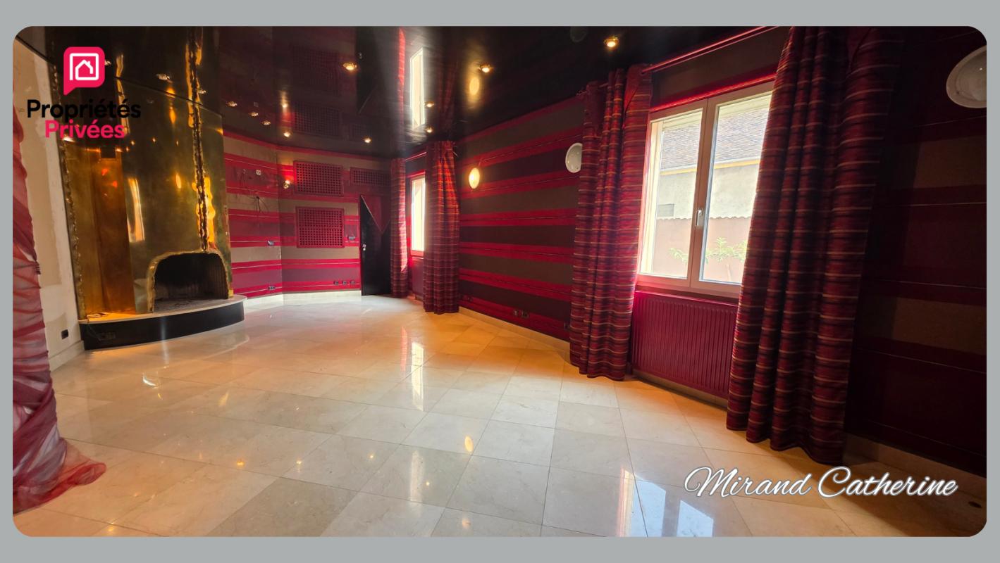 TROYES Ensemble immobilier à Troyes -12 pièces 260 m2 5