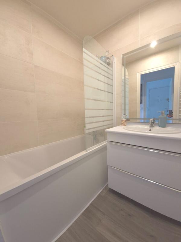 SAINTRY-SUR-SEINE Appartement  à Saintry sur Seine 3 pièce(s) 7