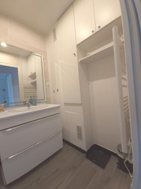 SAINTRY-SUR-SEINE Appartement  à Saintry sur Seine 3 pièce(s) 8