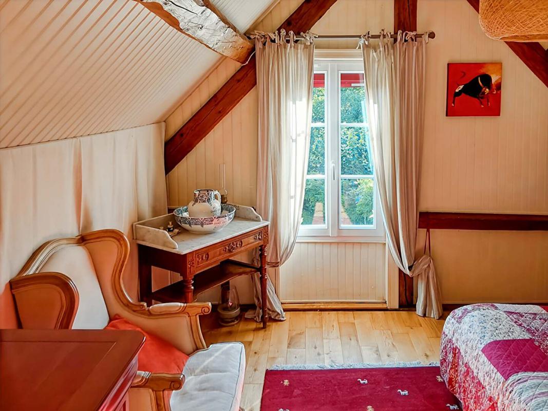 RAI (61270 RAI )  4 km gare maison de campagne 2 chambres, sans travaux, terrain 820 m² 13