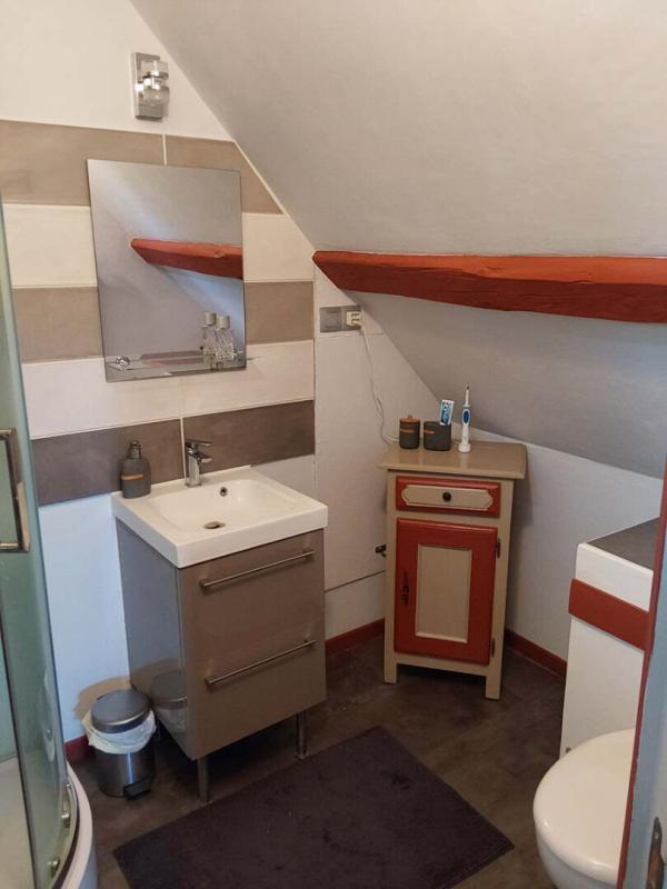 RAI (61270 RAI )  4 km gare maison de campagne 2 chambres, sans travaux, terrain 820 m² 17